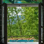 Art-house 2 Daire Decin