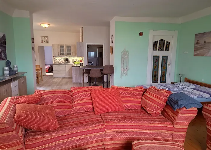 Art-house 2 *